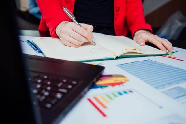 Annual Report Writing Services